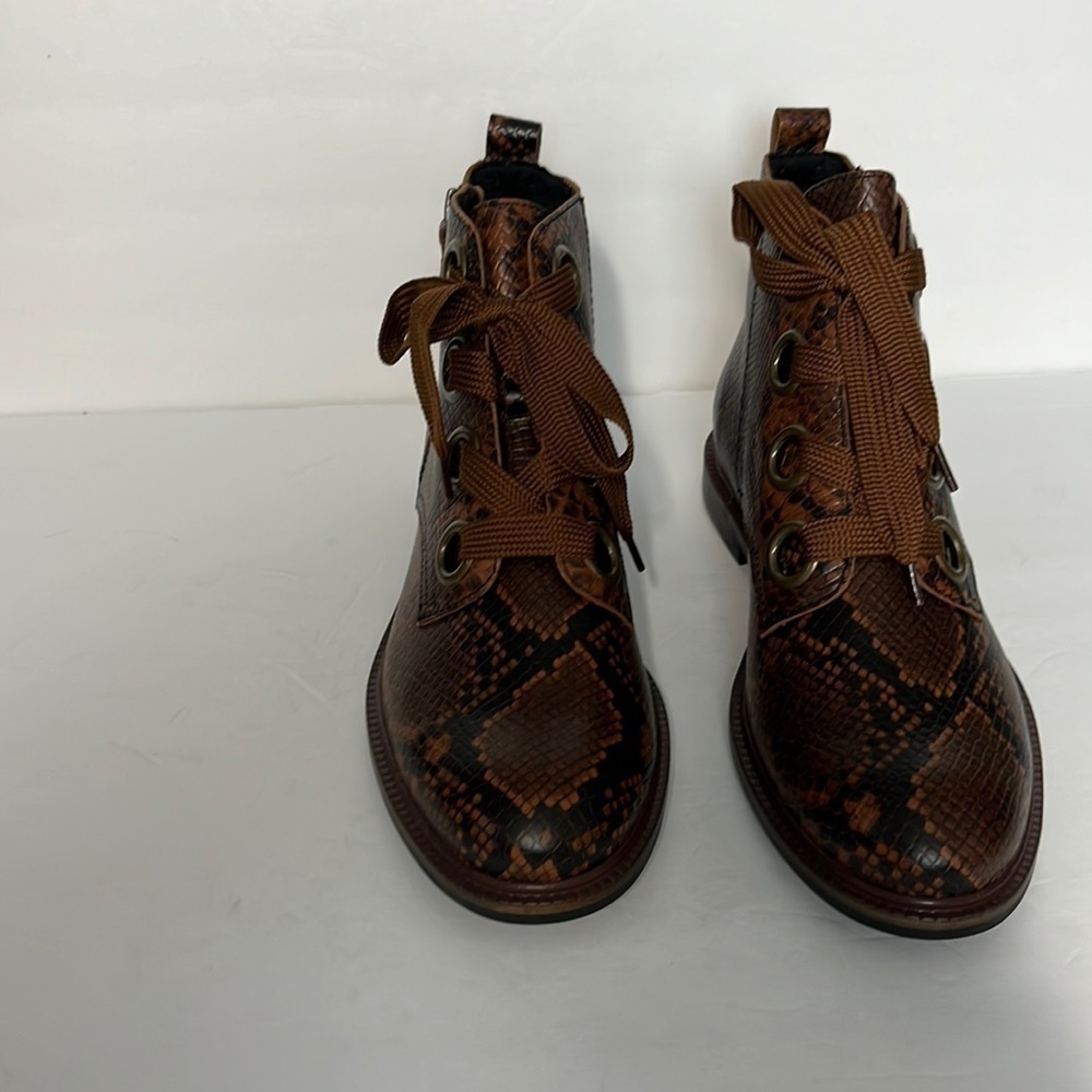 KELSI Dagger Brooklyn Loverps. Espresso-272. Printed Snake Leather 9.5M
